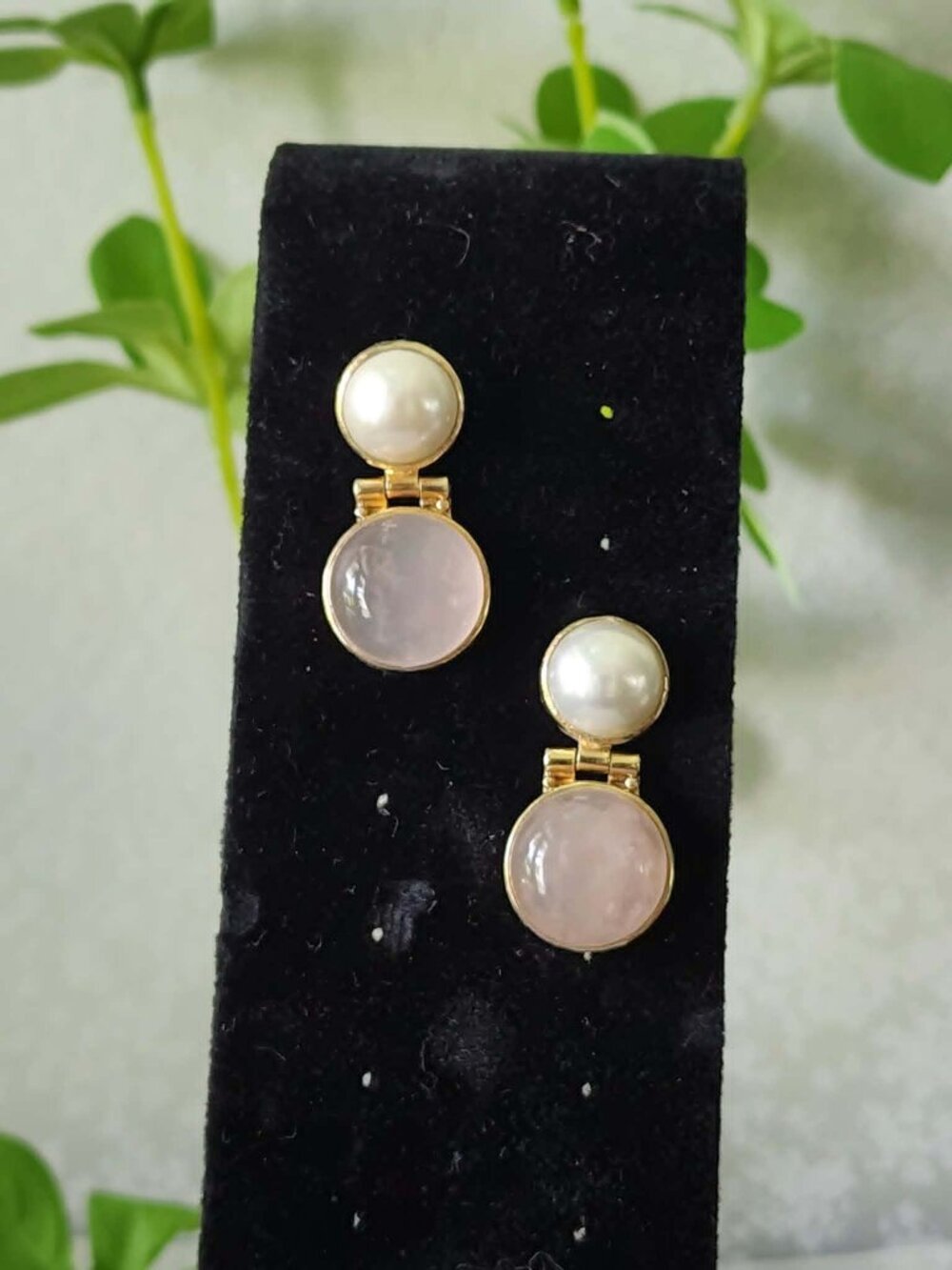 Vintage 80s 90s Julie Signed Gold-Plated Door Knocker Earrings Rose Quartz Pearl